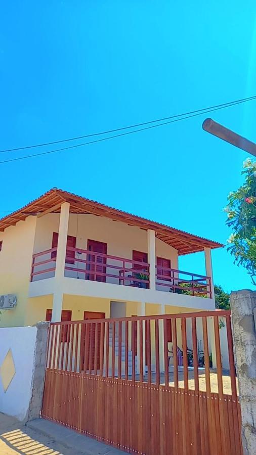 Suite Das Flores Em Guajiru Trairi Exterior foto